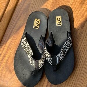 Teva Women Sandals Size 6 Black Summer Shoes Slip Ons Outdoor Shoe Fashion